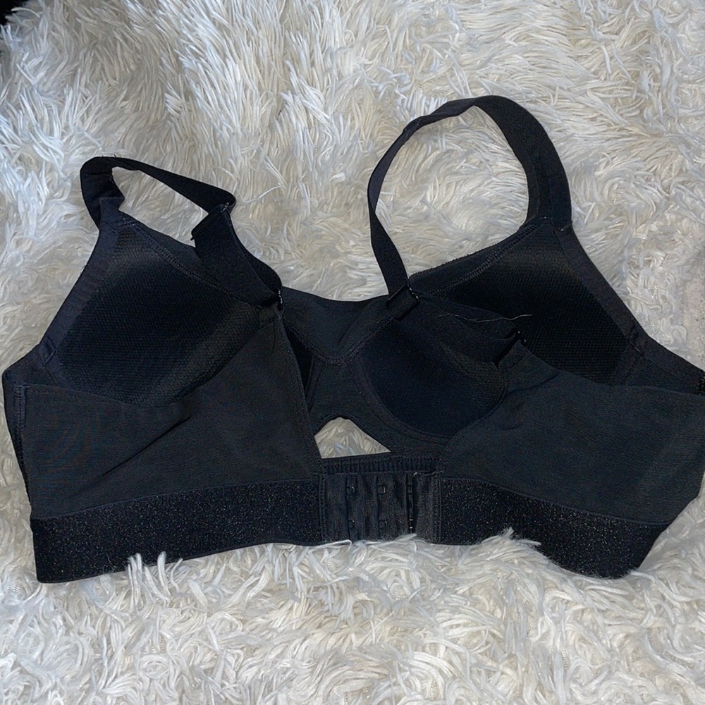 ADIDAS Women’s Strongest Soft Sports Bra bra - Picture 5 of 7